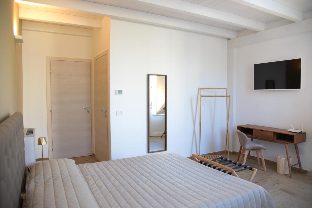 Serenity Apulian Rooms Trepuzzi Екстериор снимка
